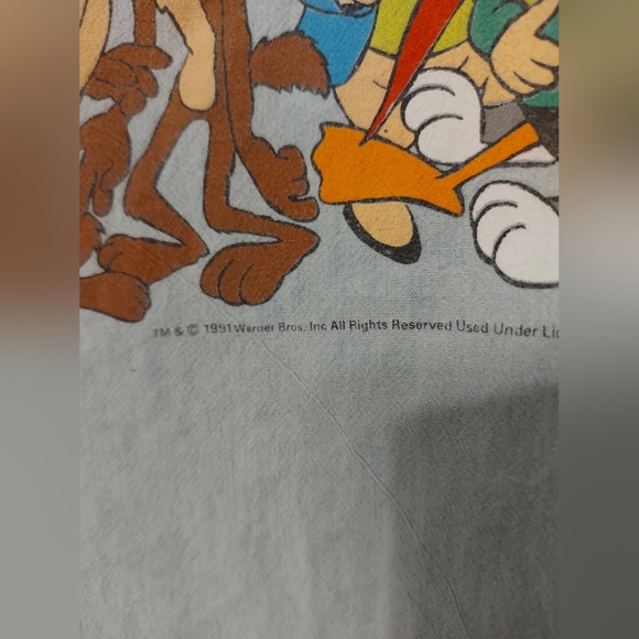 Looney Tunes Shirt 1993 - Picture 4 of 14